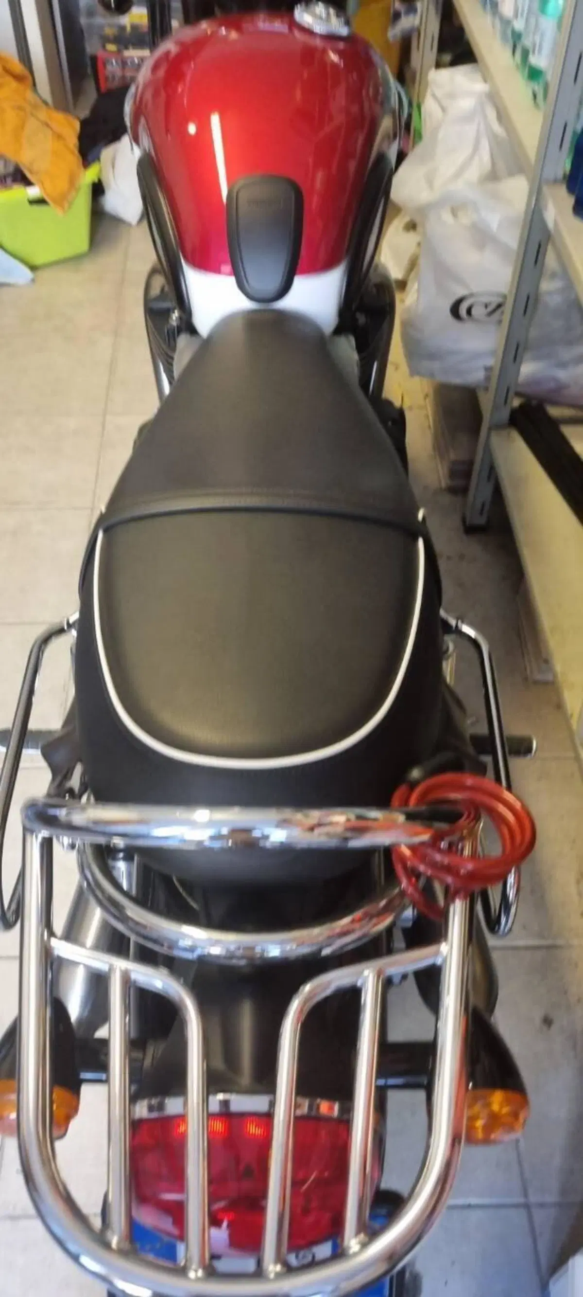 Triumph Bonneville T100 (2021 - 25) (4)