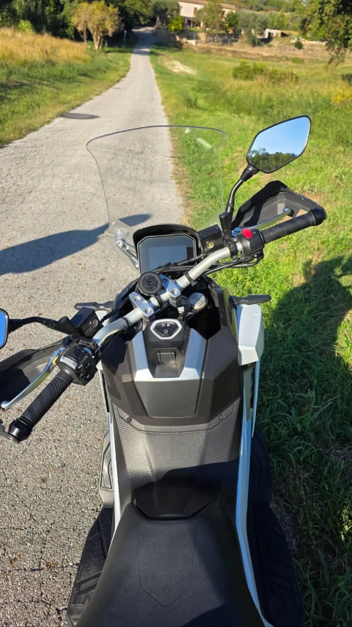 Sym ADXTG 400 (2025 - 26) (4)