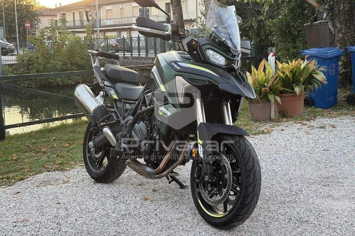 Benelli TRK 702 (2023 - 25) (2)