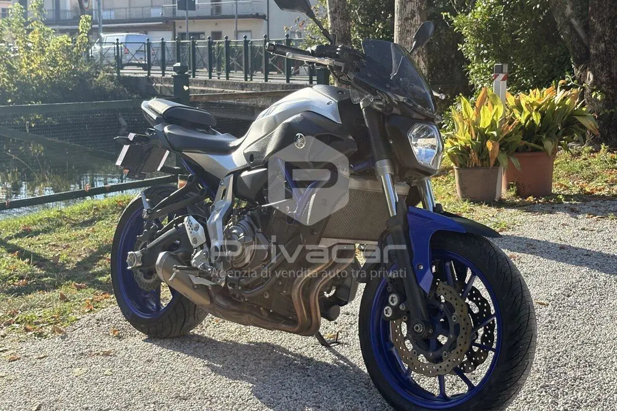 Yamaha MT-07 (2014 - 16) (2)