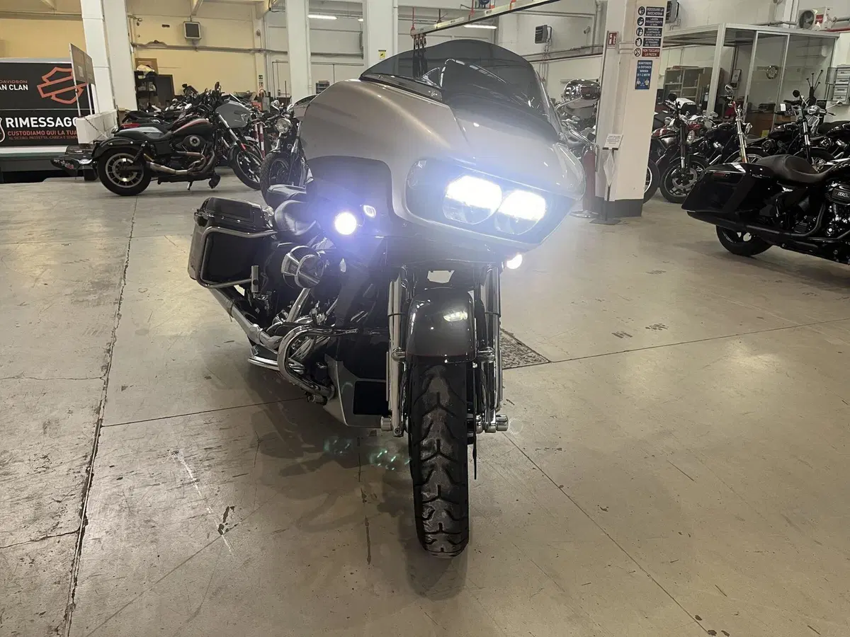 Harley-Davidson 117 Road Glide (2018 - 19) - FLTRXSE (7)