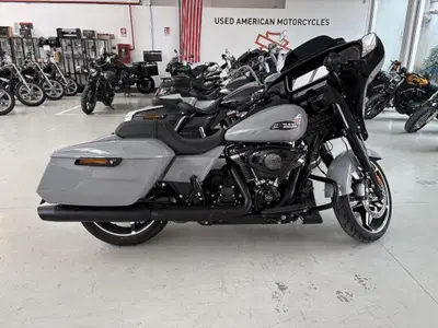 Harley-Davidson Street Glide (2024 - 26) usata