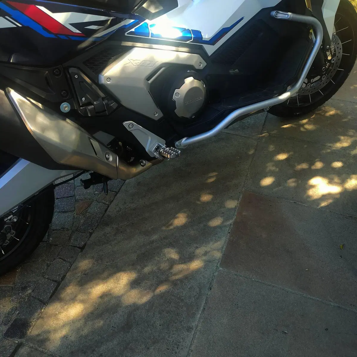 Honda X-ADV 750 Special Edition (2026 - 27) (2)