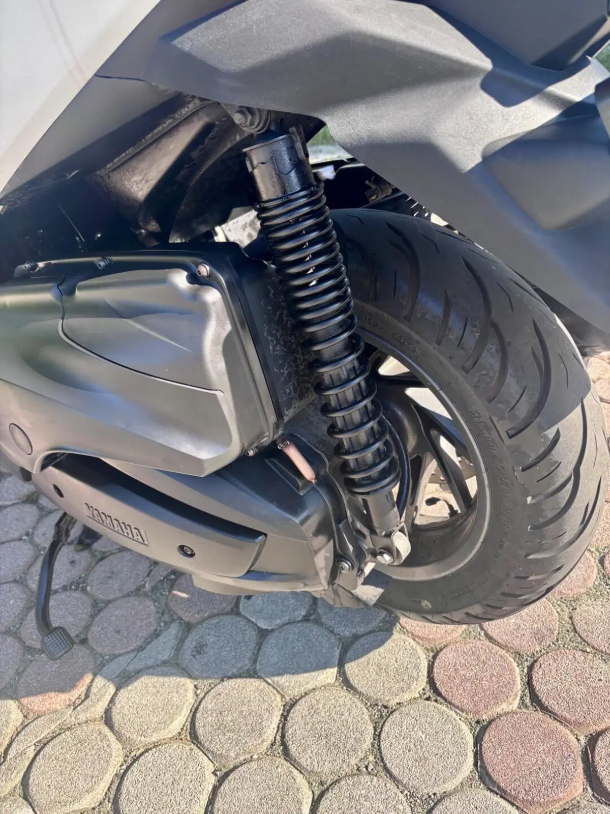 Yamaha X-Max 400 ABS (2013 - 16) (10)