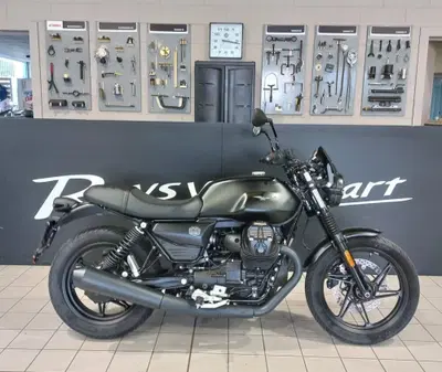 Moto Guzzi V7 Stone (2025 - 26) usata