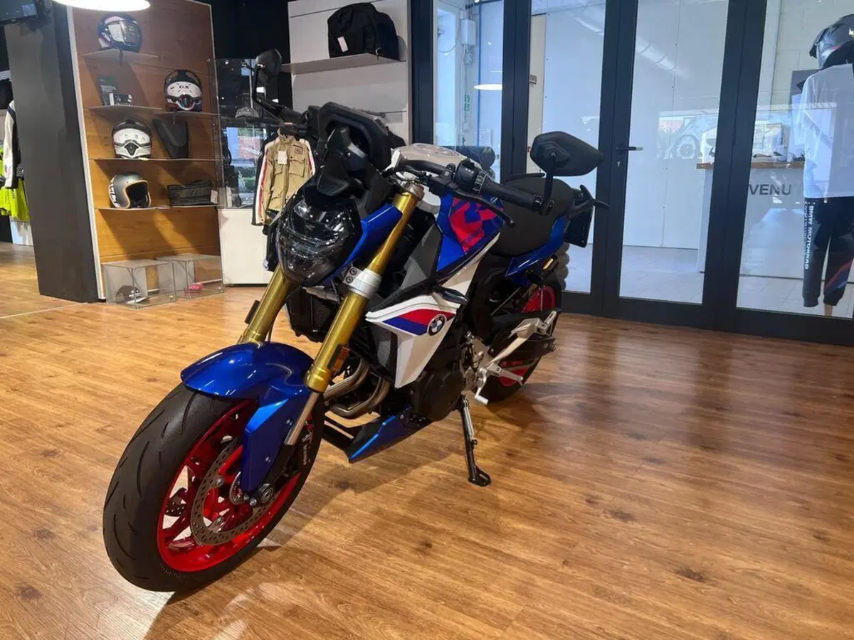 Bmw F 900 R (2025 - 27) (4)