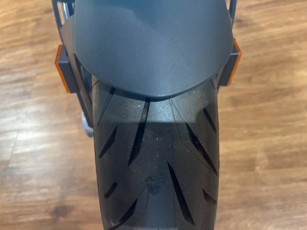Bmw R 1300 R (2026 - 27) (13)