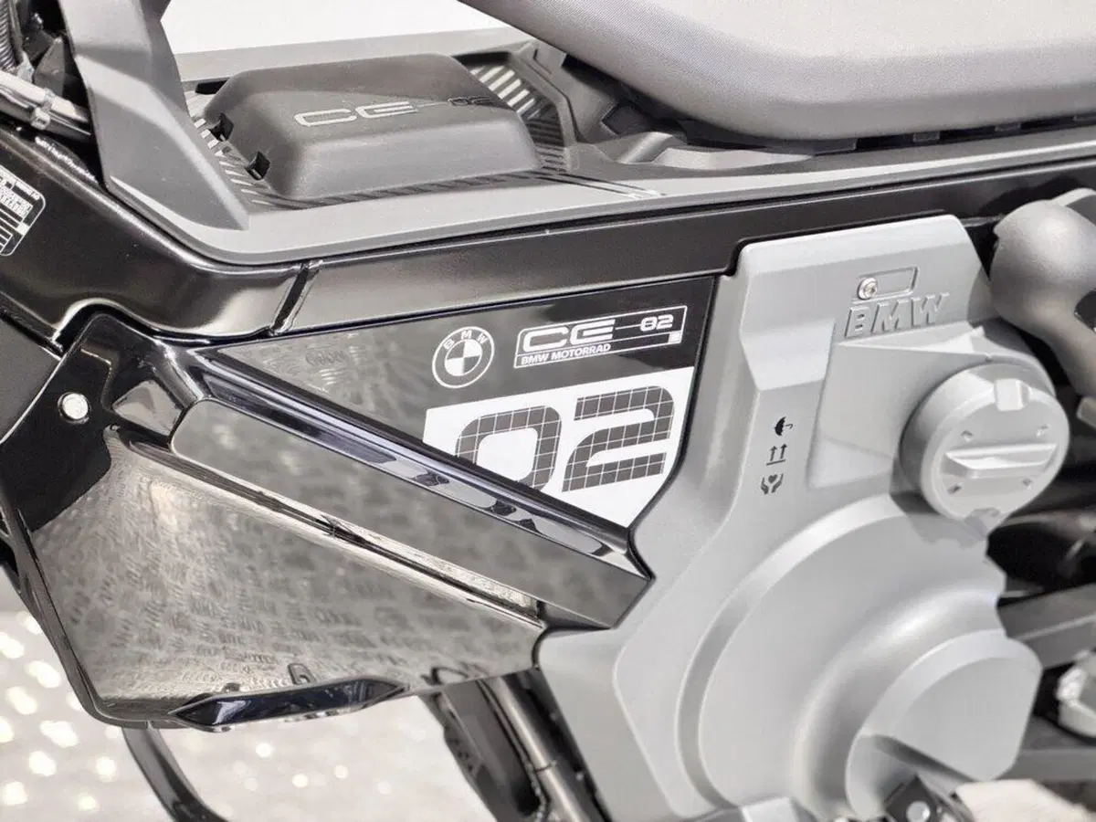 Bmw CE 02 AM (2024 - 26) (4)