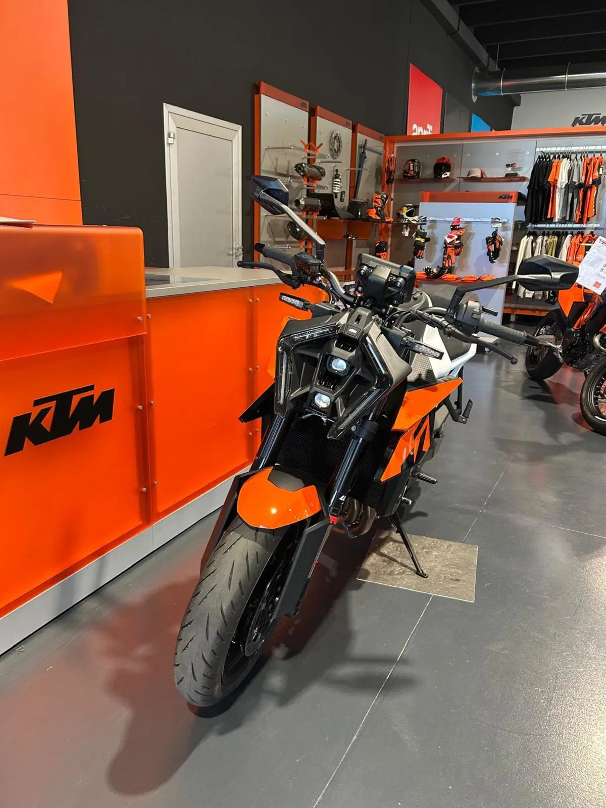 KTM 990 Duke (2024 - 26) (3)