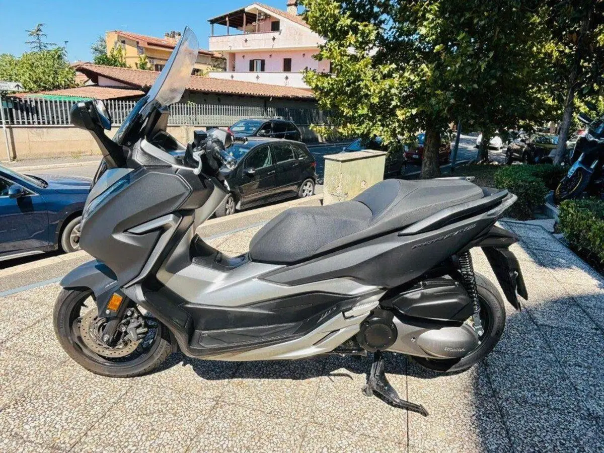 Honda Forza 300 ABS (2018 - 20) (2)