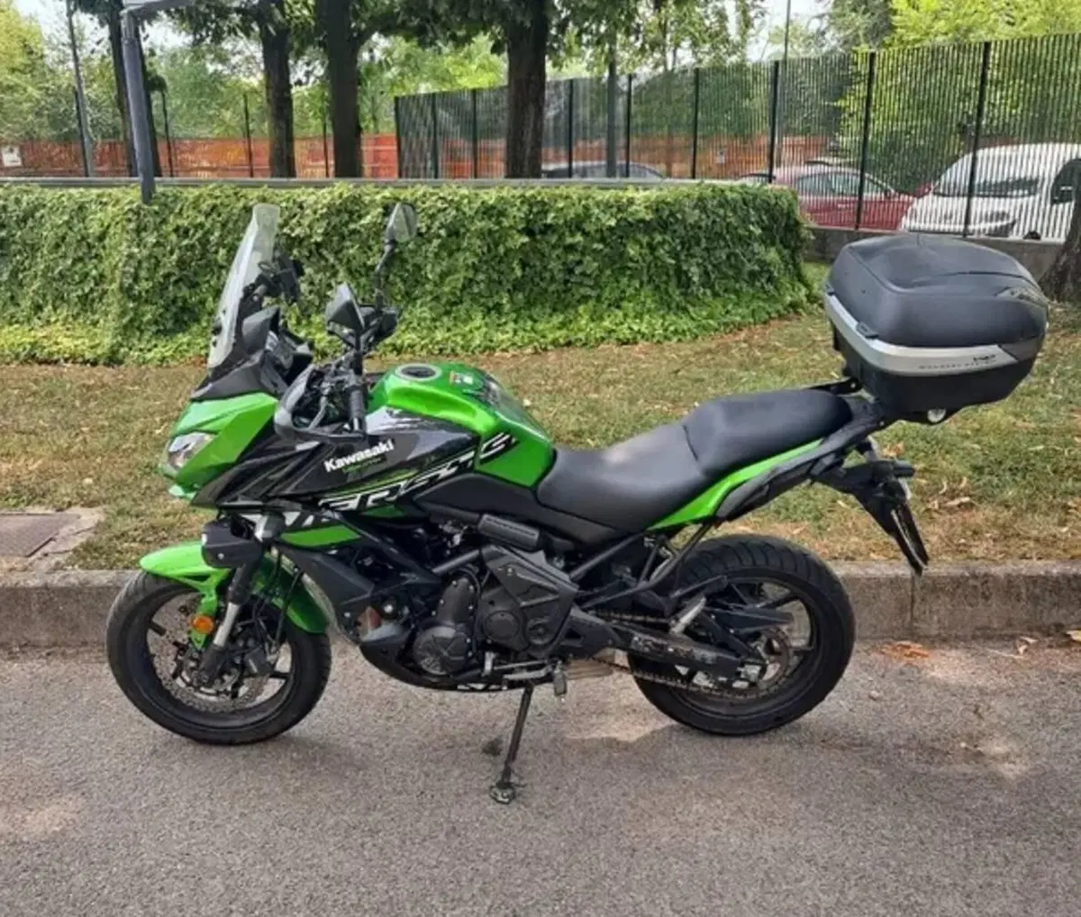 Kawasaki Versys 650 Grand Tourer (2017 - 20) (2)