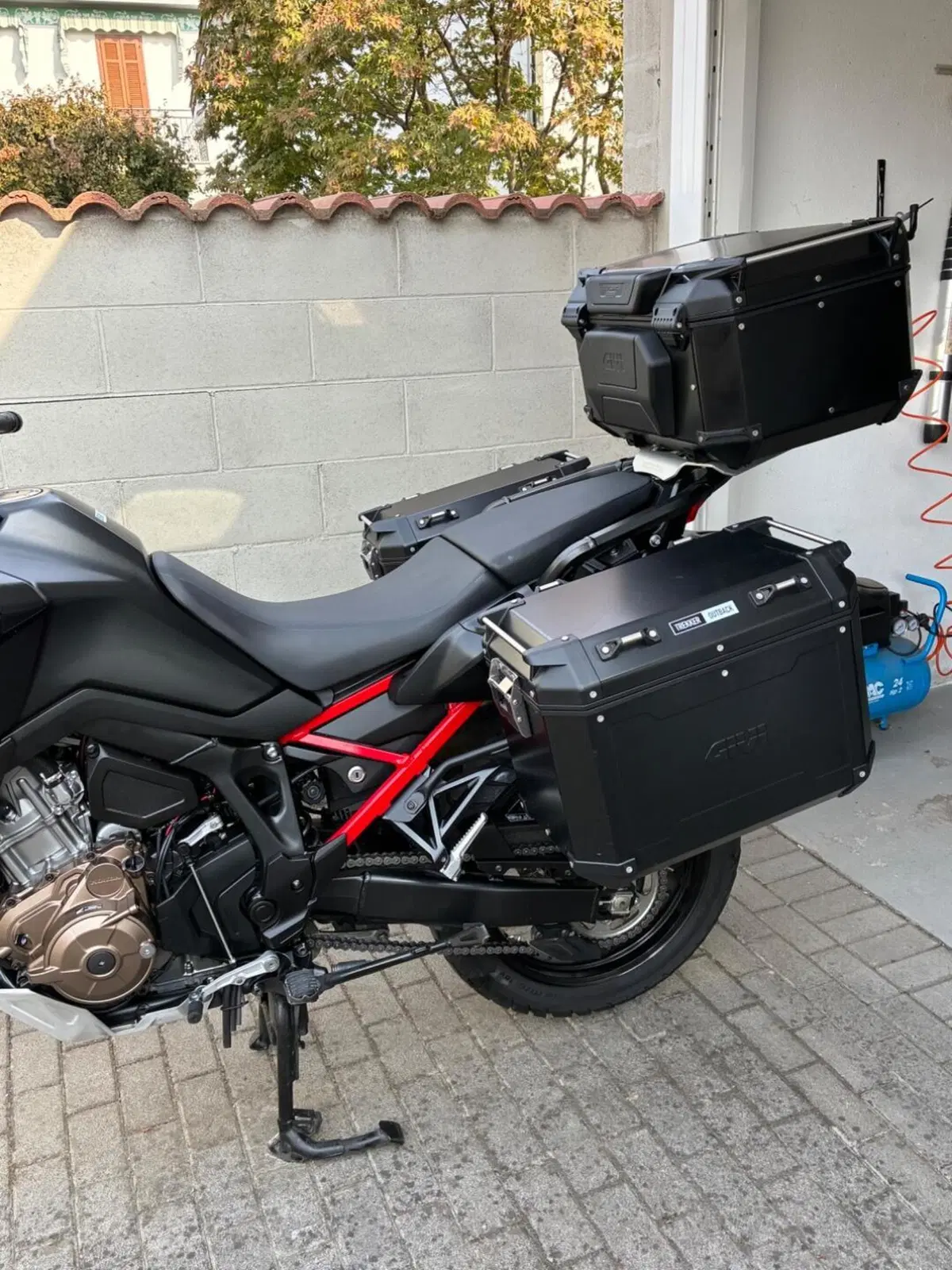 Honda Africa Twin CRF 1100L (2022 - 23) (8)