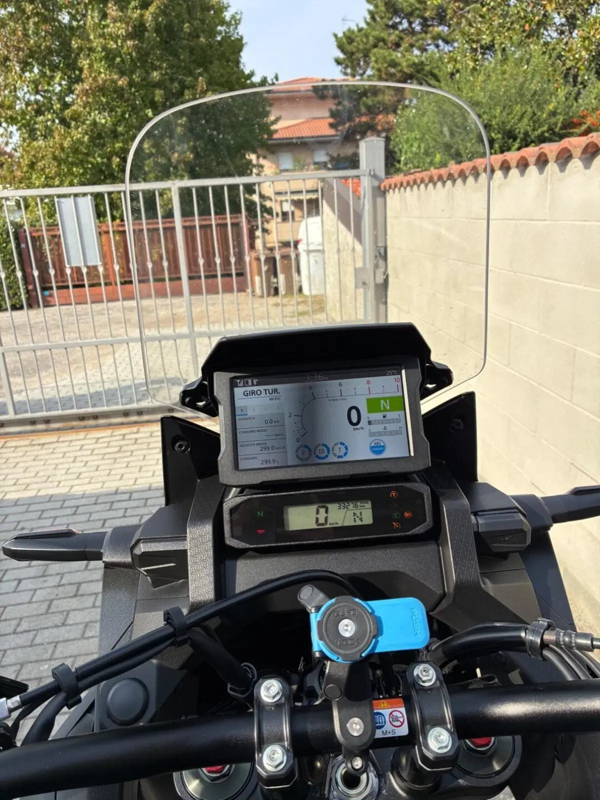Honda Africa Twin CRF 1100L (2022 - 23) (16)