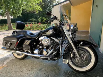 Harley-Davidson 1584 Road King Classic (2007 - 10) - FLHRC usata