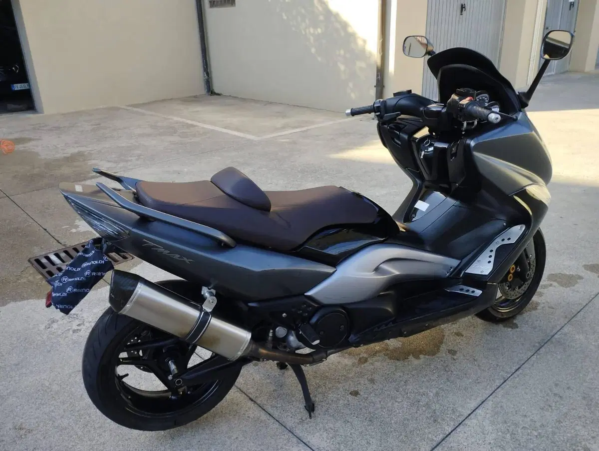 Yamaha T-Max 500 (2008 - 12) (2)