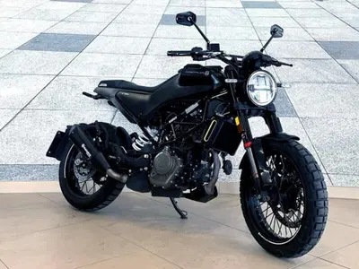 Husqvarna Svartpilen 125 (2024 - 26) usata