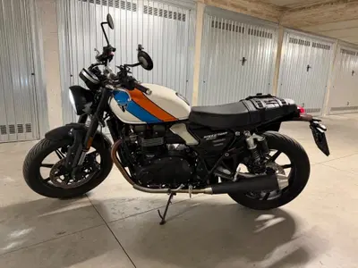 Triumph Speed Twin 900 (2025 - 26) usata