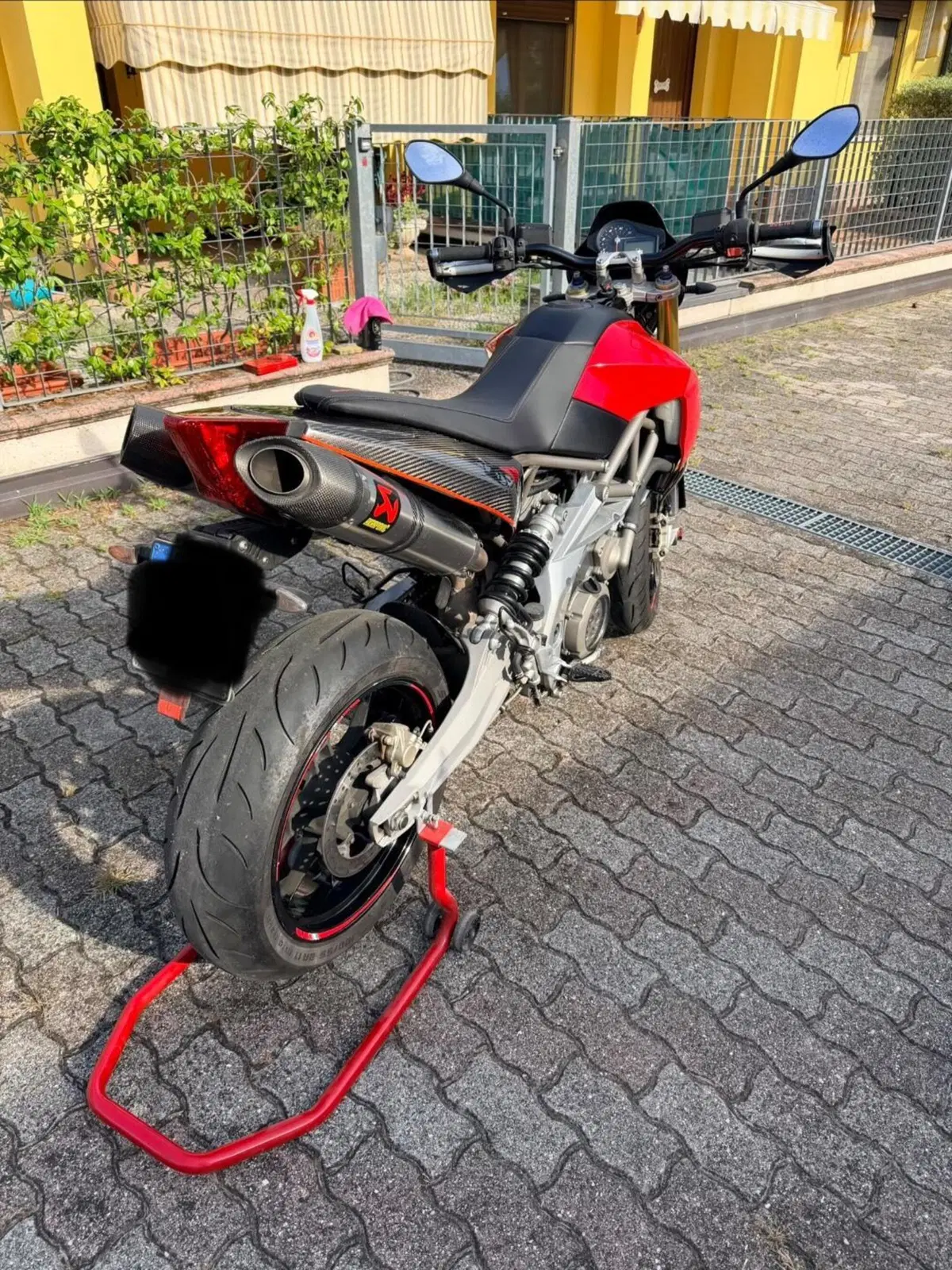 Aprilia Dorsoduro 750 (2009 - 14) (6)