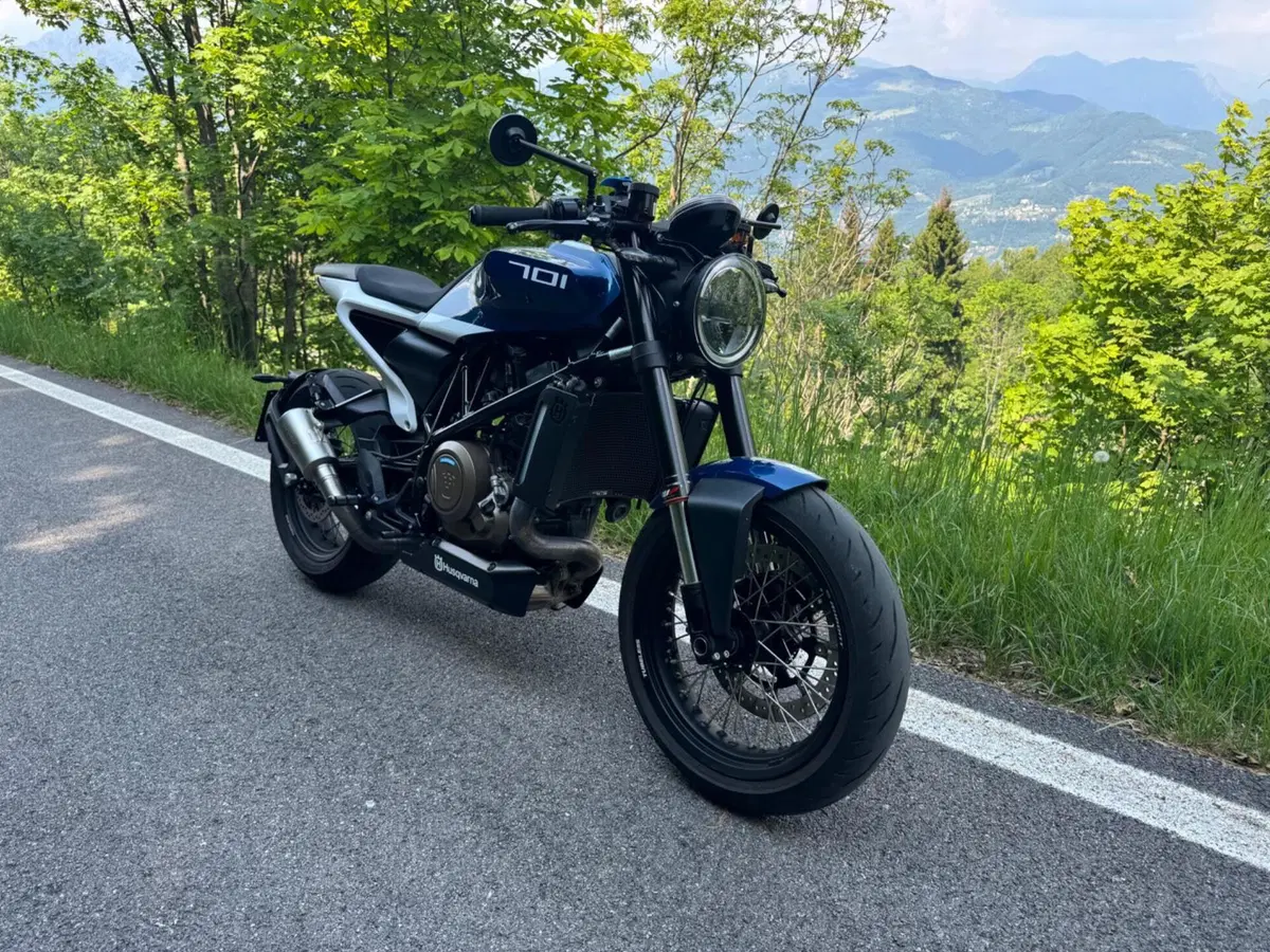 Husqvarna Vitpilen 701 (2020) (2)