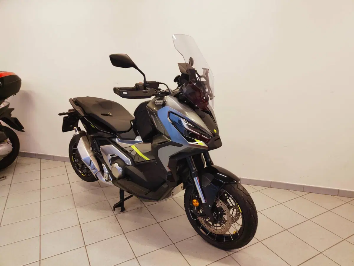 Honda X-ADV 750 DCT (2021 - 24) (2)