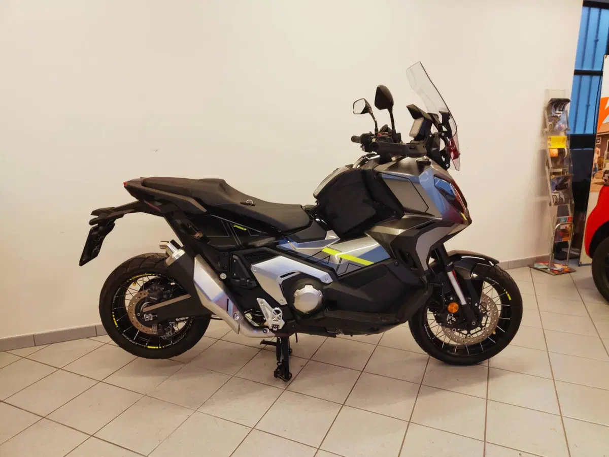 Honda X-ADV 750 DCT (2021 - 24) (6)