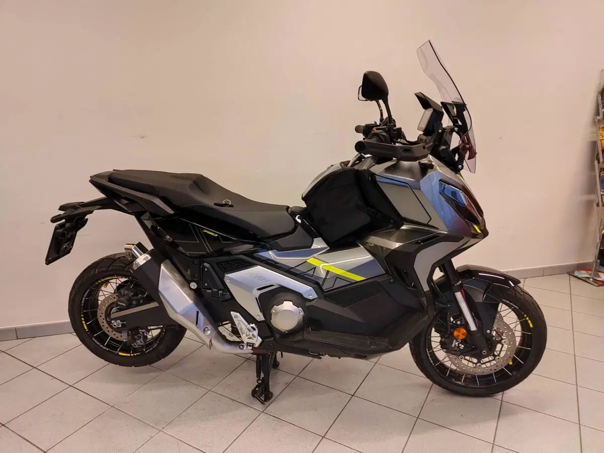 Honda X-ADV 750 DCT (2021 - 24) (9)