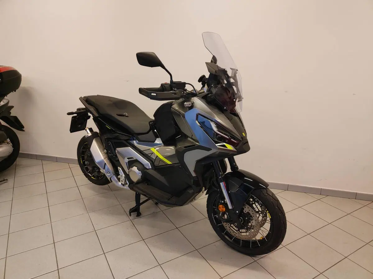 Honda X-ADV 750 DCT (2021 - 24) (10)
