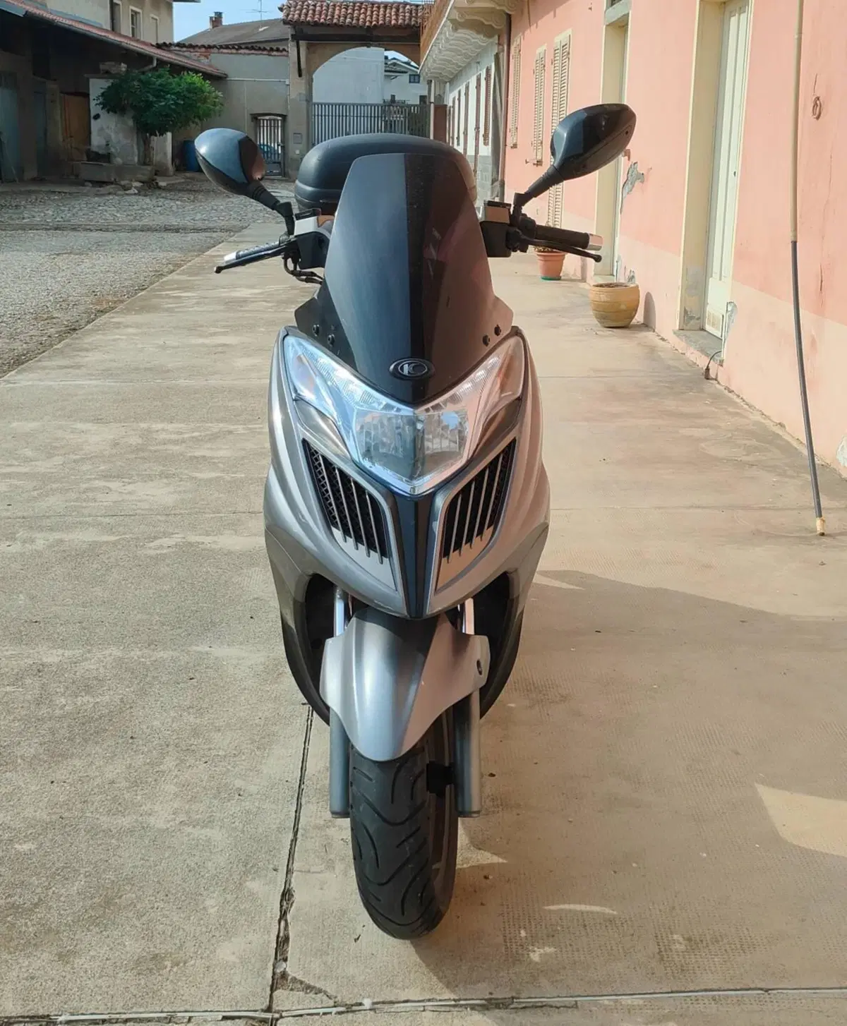Kymco G-Dink 300i (2011 - 17) (4)
