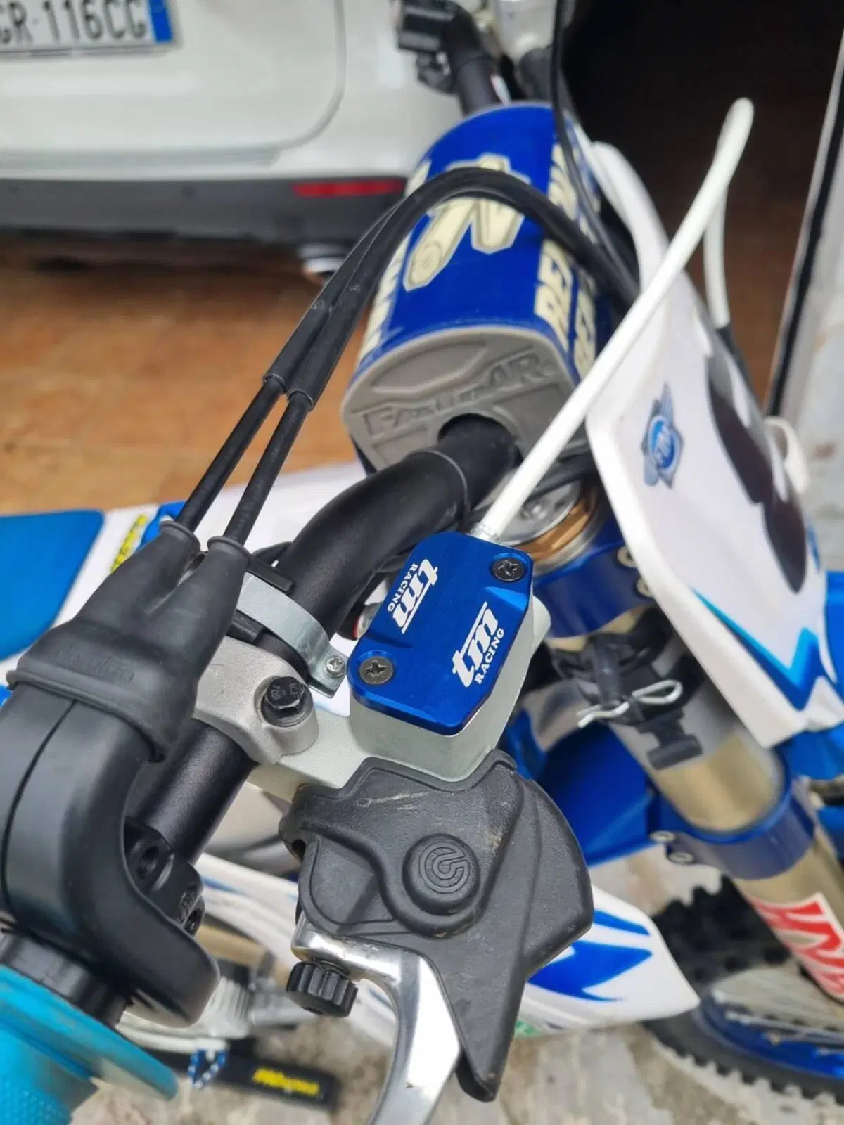 Tm Moto EN 300 ES Fi 4T (2023) (15)