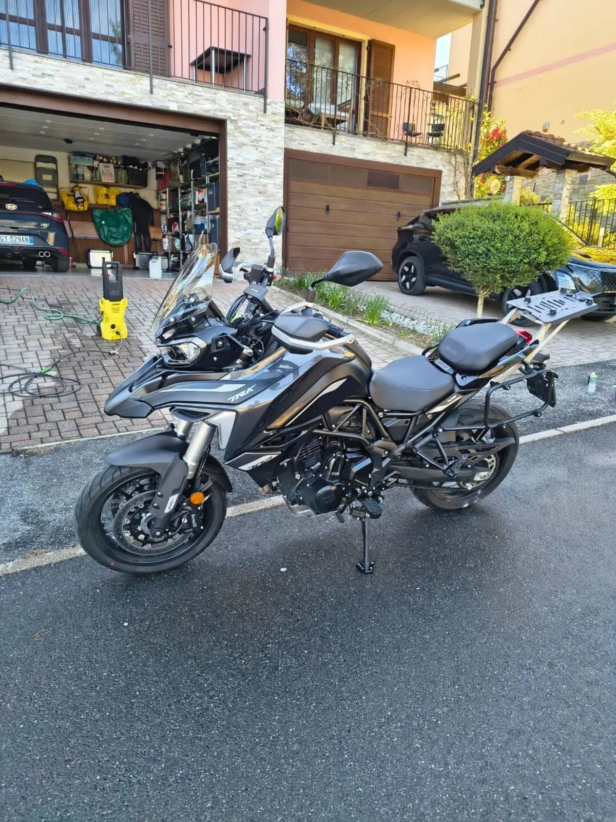 Benelli TRK 702 (2023 - 25) (2)