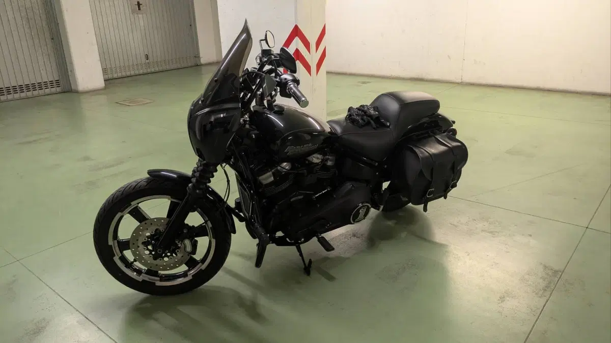 Harley-Davidson 107 Street Bob (2018 - 20) - FXBB (2)