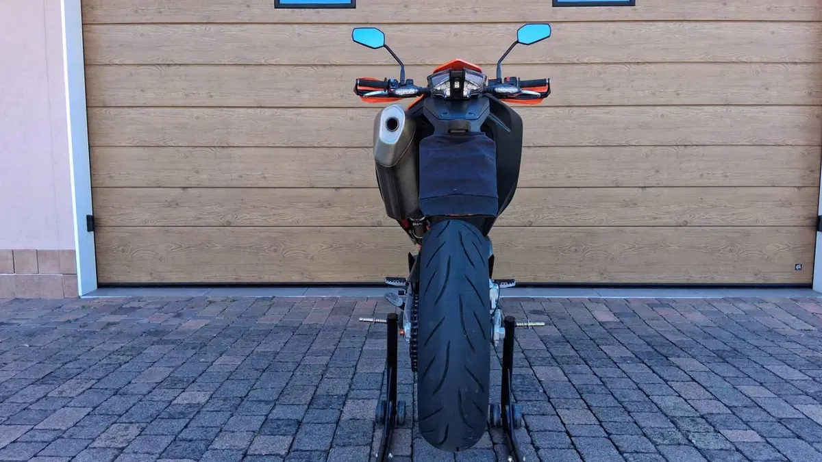 KTM 690 SMC R (2023 - 25) (5)