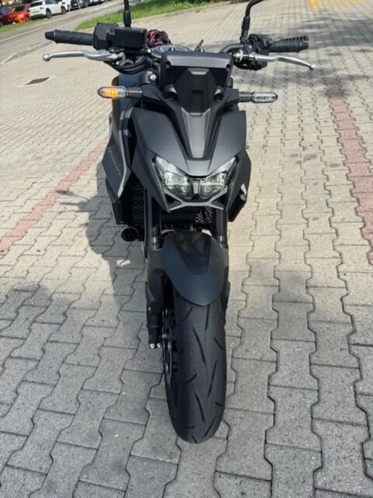 Honda CB 750 Hornet (2025) (2)