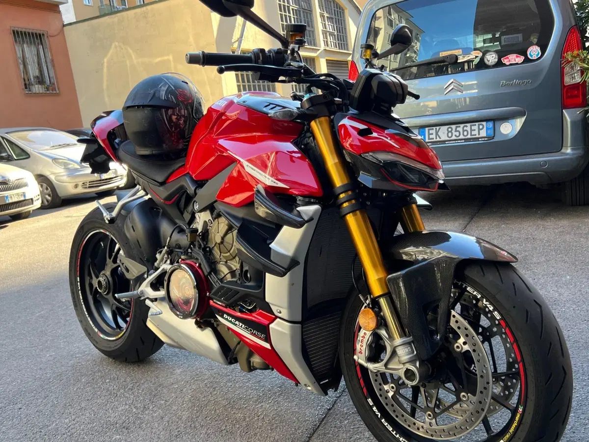 Ducati Streetfighter V4 1100 S (2020) (3)