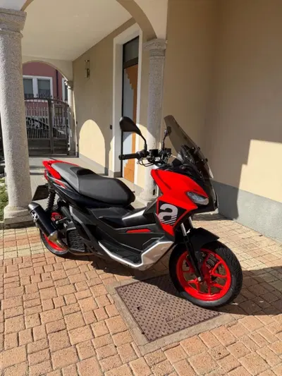 Aprilia SR GT 200 (2022 - 24) usata