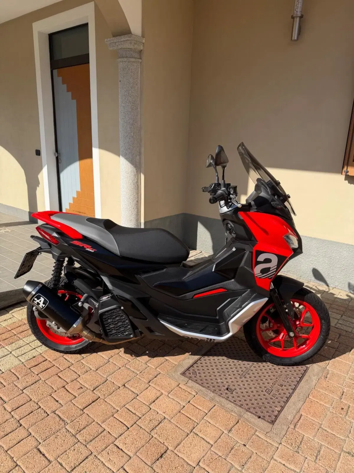 Aprilia SR GT 200 (2022 - 24) (2)