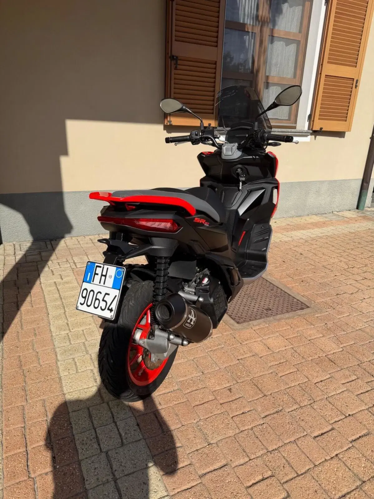 Aprilia SR GT 200 (2022 - 24) (3)