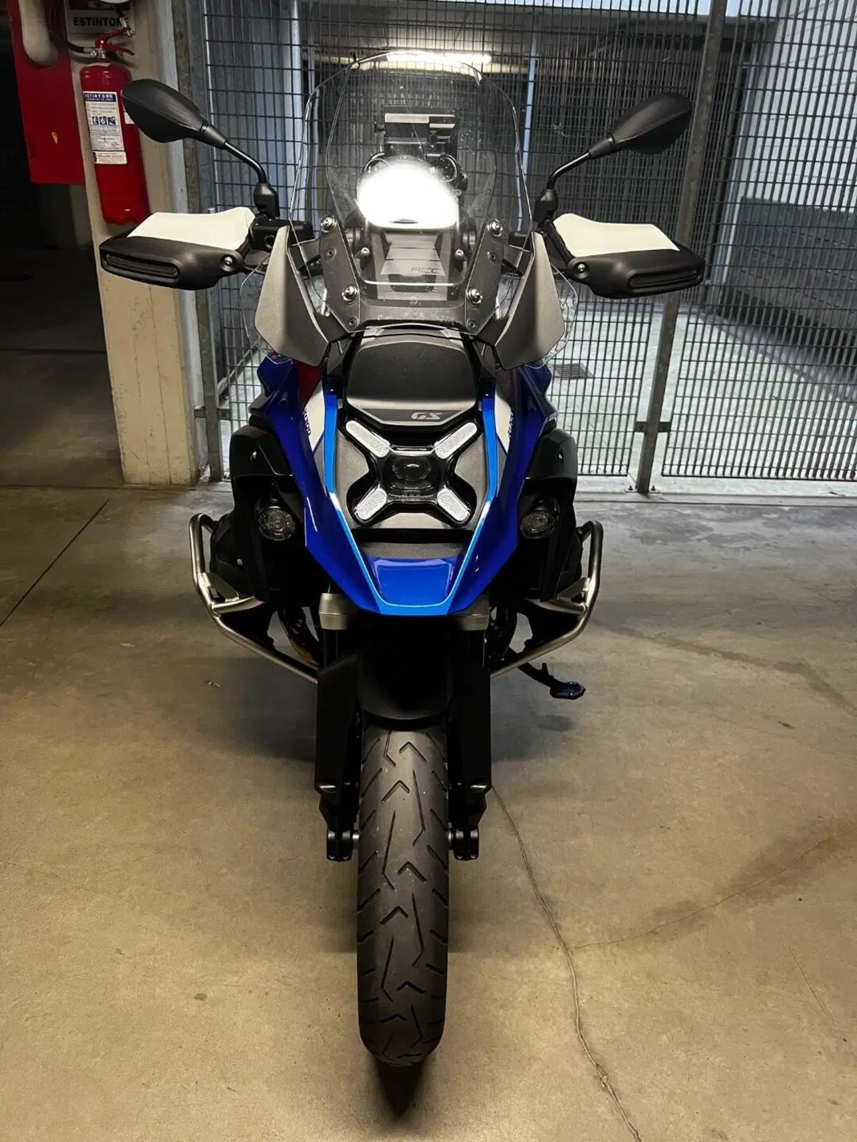 Bmw R 1300 GS Trophy (2023 - 26) (3)