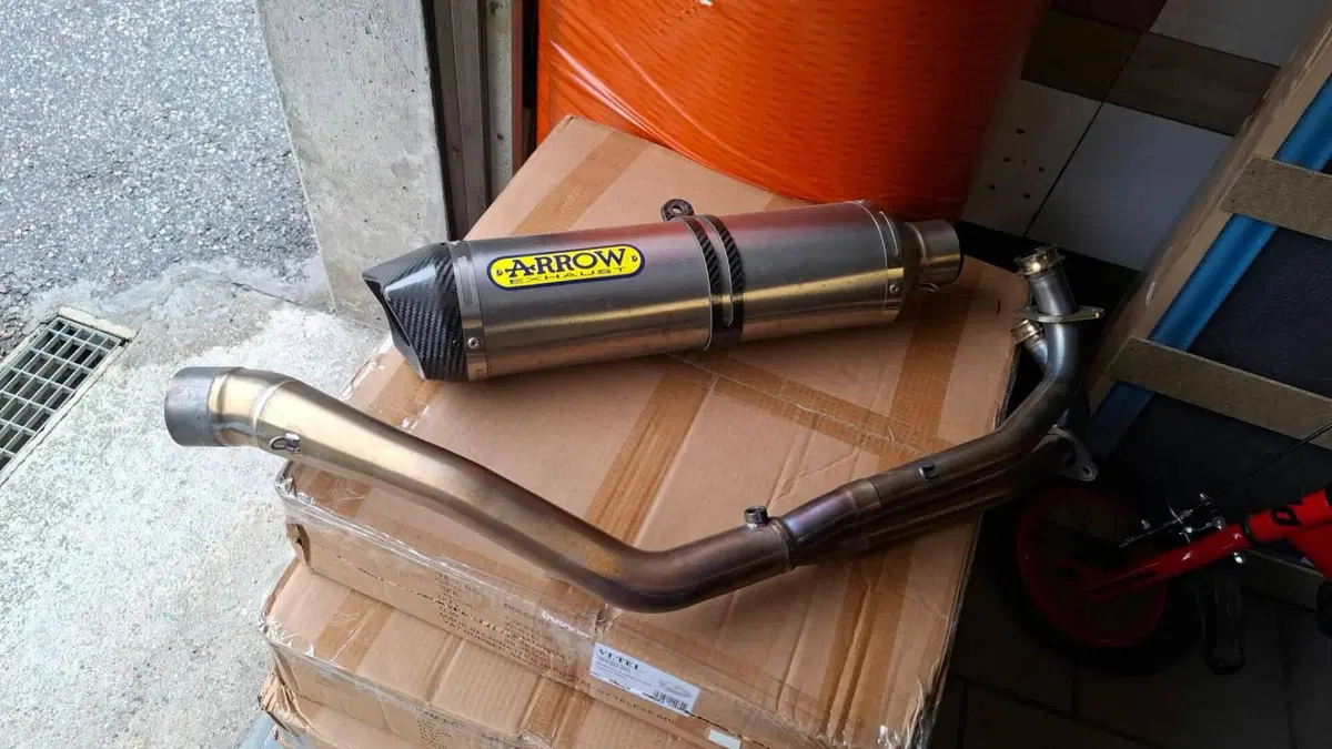 Scarico completo Arrow Titanio T-Max 560 / 530 (2)