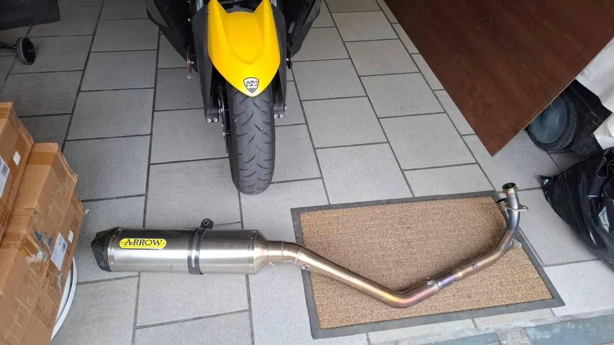 Scarico completo Arrow Titanio T-Max 560 / 530 (3)