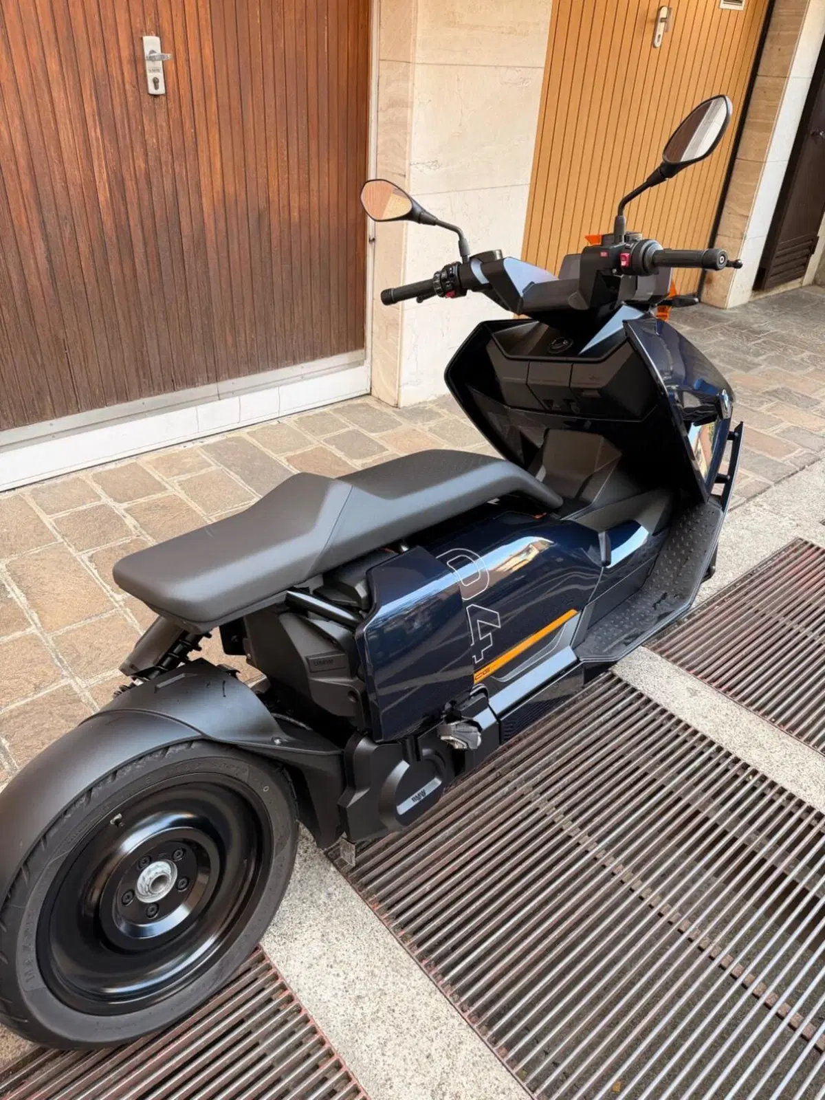 Bmw CE 04 (2021 - 25) (3)