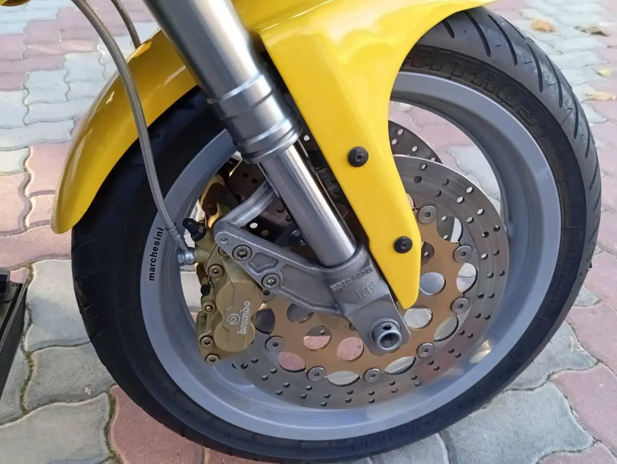 Moto Guzzi 1100 sport (13)