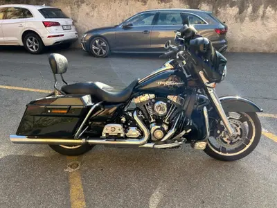 Harley-Davidson 1584 Street Glide (2008 - 10) - FLHX usata
