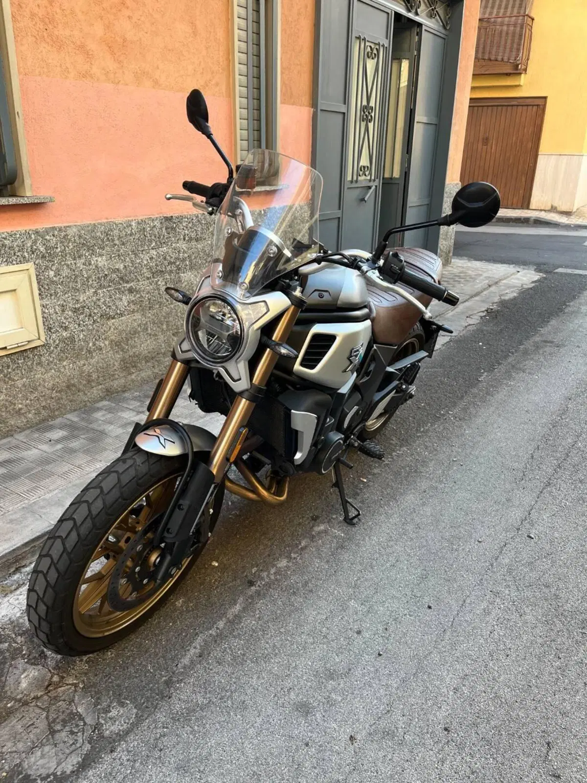 CFMOTO 700CL-X Heritage (2021 - 26)