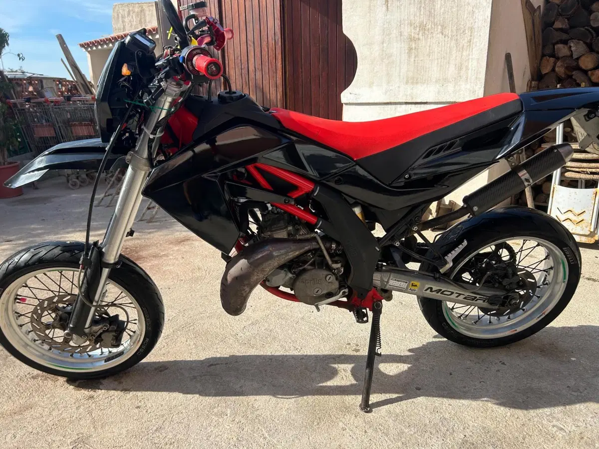 Aprilia SX 125 (2007 - 13) (2)