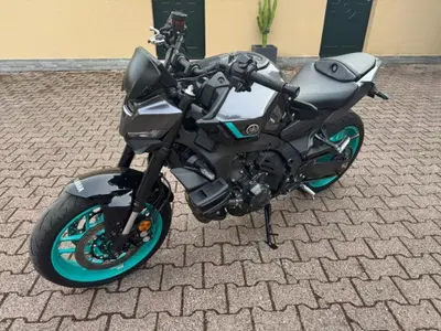 Yamaha MT-09 (2024 - 26) usata