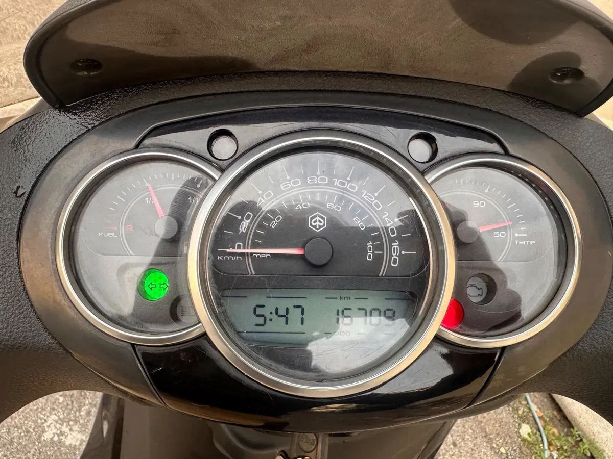 Piaggio Beverly 300 i.e. (2010 - 16) (8)