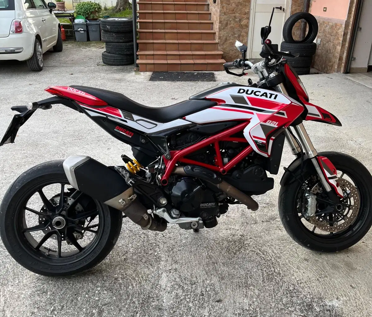 Ducati Hypermotard 821 (2013 - 15) (4)