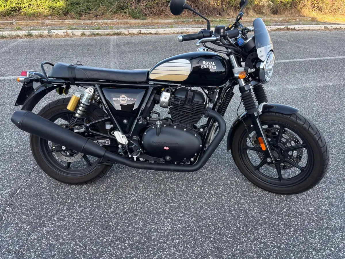 Royal Enfield Interceptor 650 (2021 - 26) (4)