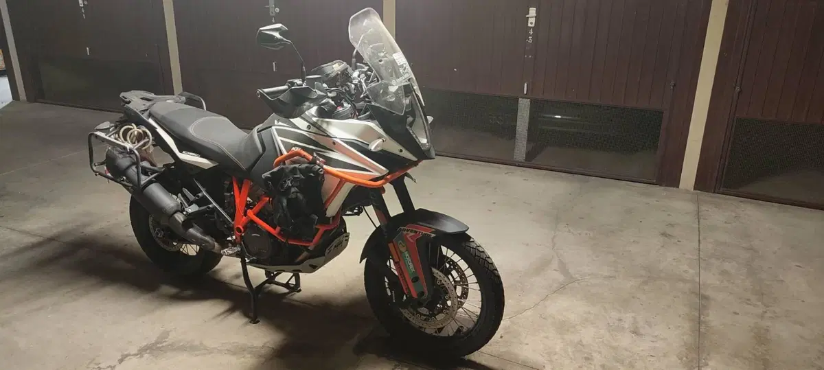 KTM 1090 Adventure R (2017 - 19) (3)